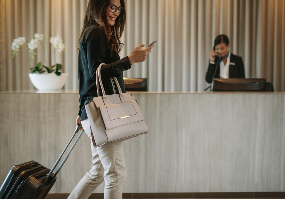 Por qué los conserjes virtuales con IA no están aumentando los ingresos de tu hotel